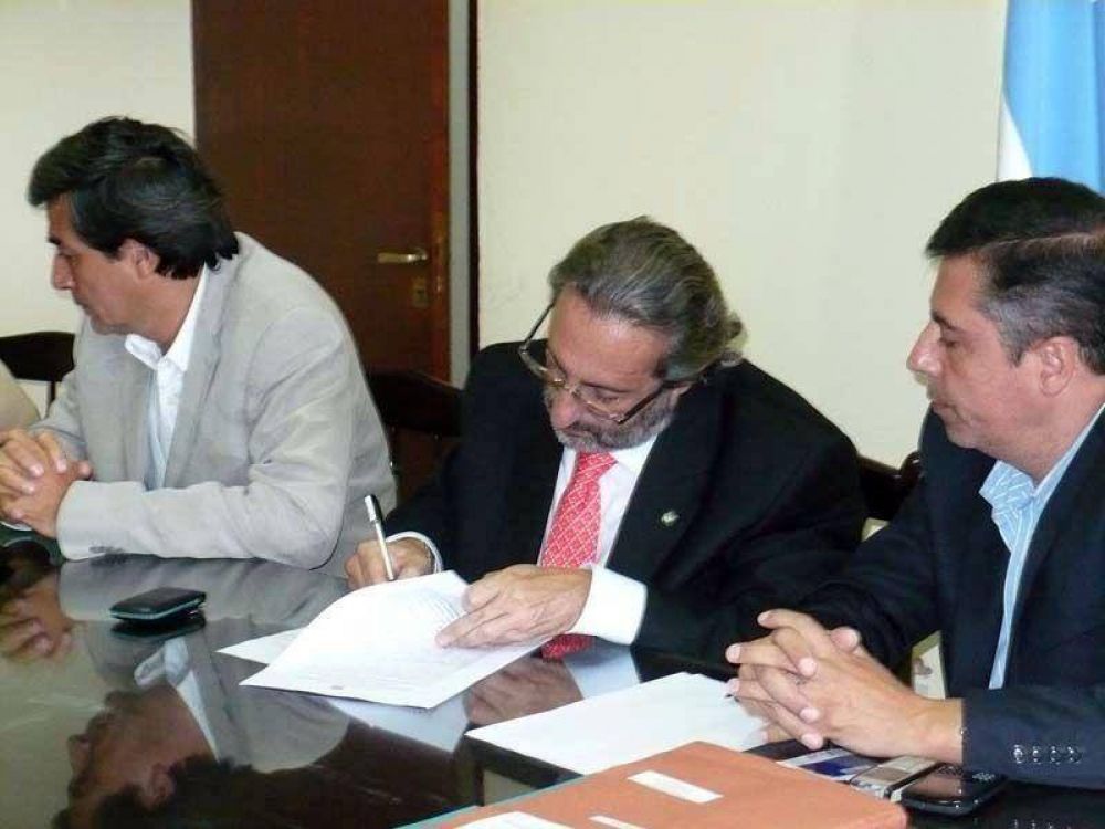 Licitan obra sanitaria del plan �M�s Cerca�