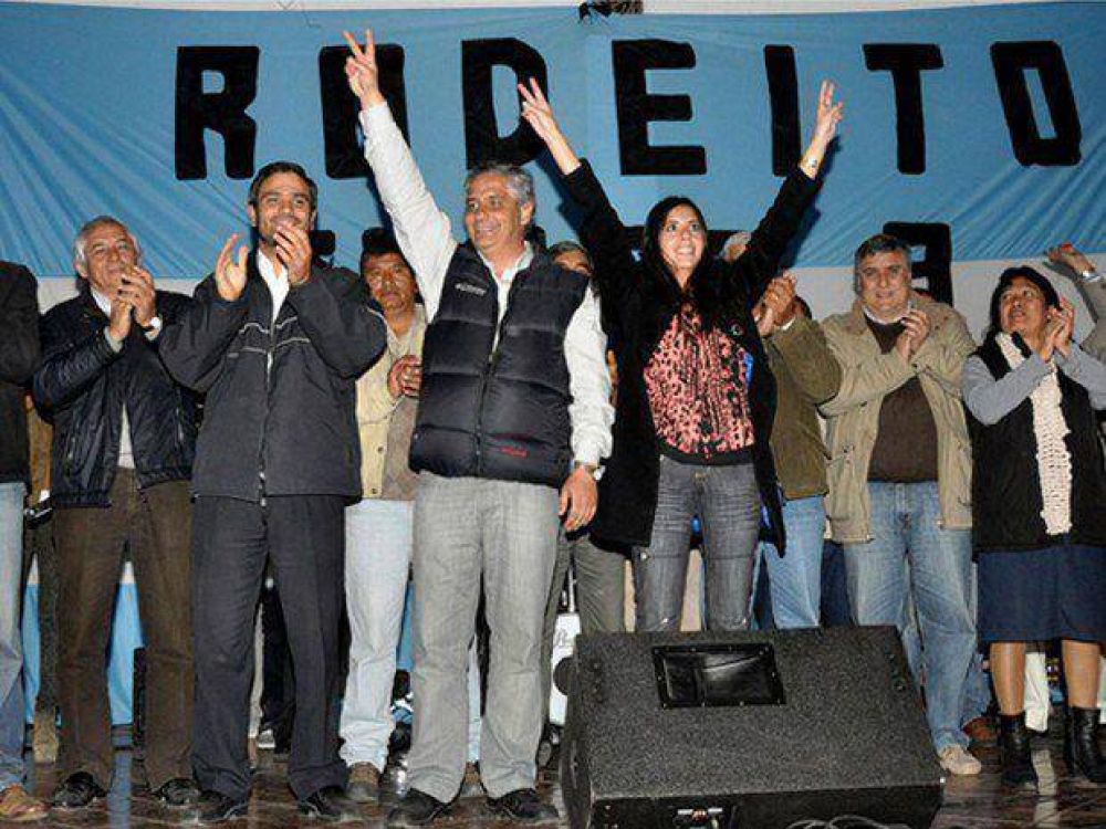 Amplio respaldo a los precandidatos del FPV