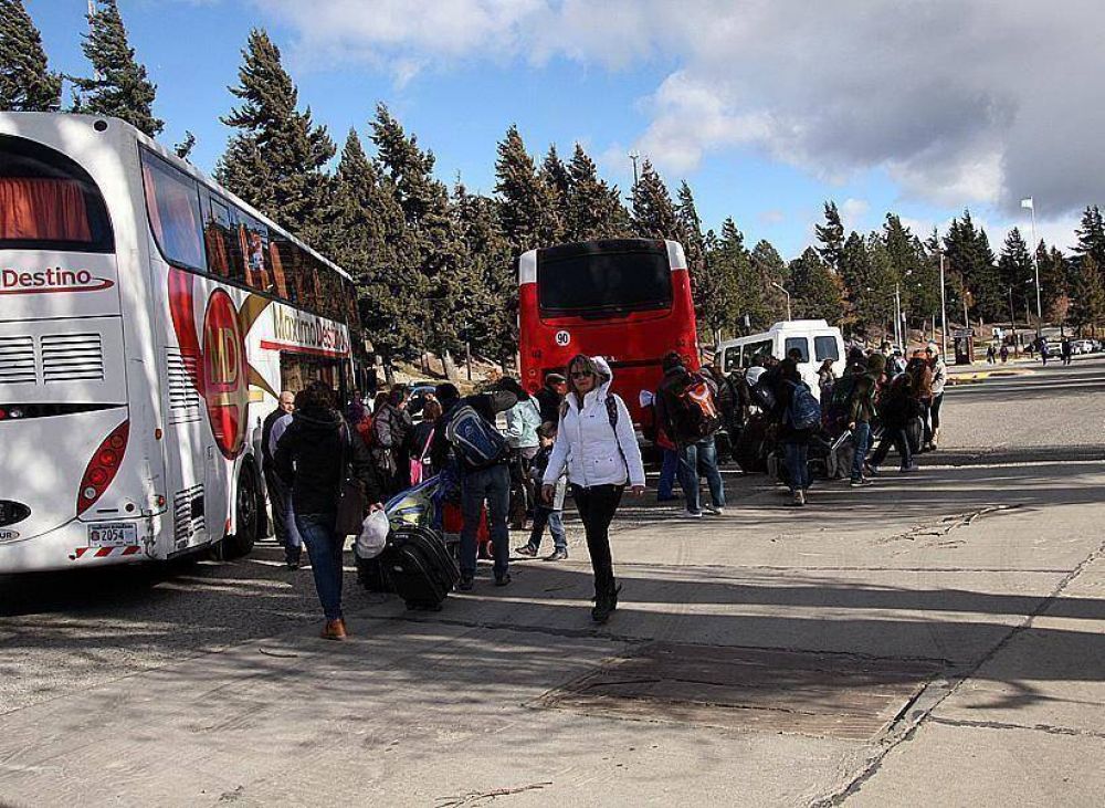 Intensifican controles sobre los colectivos de larga distancia