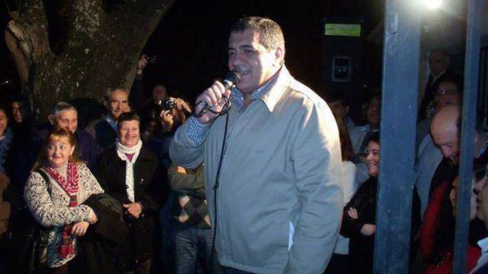 El PJ Paran� desestima a la oposici�n y sube al ring a Clar�n	 