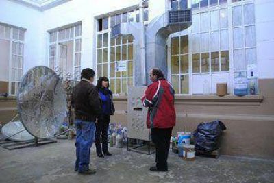 Supervisan refacci�n de escuelas en la ciudad
