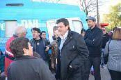 Mariotto acompa�� a los candidatos que enfrentar�n a Giustozzi en Brown