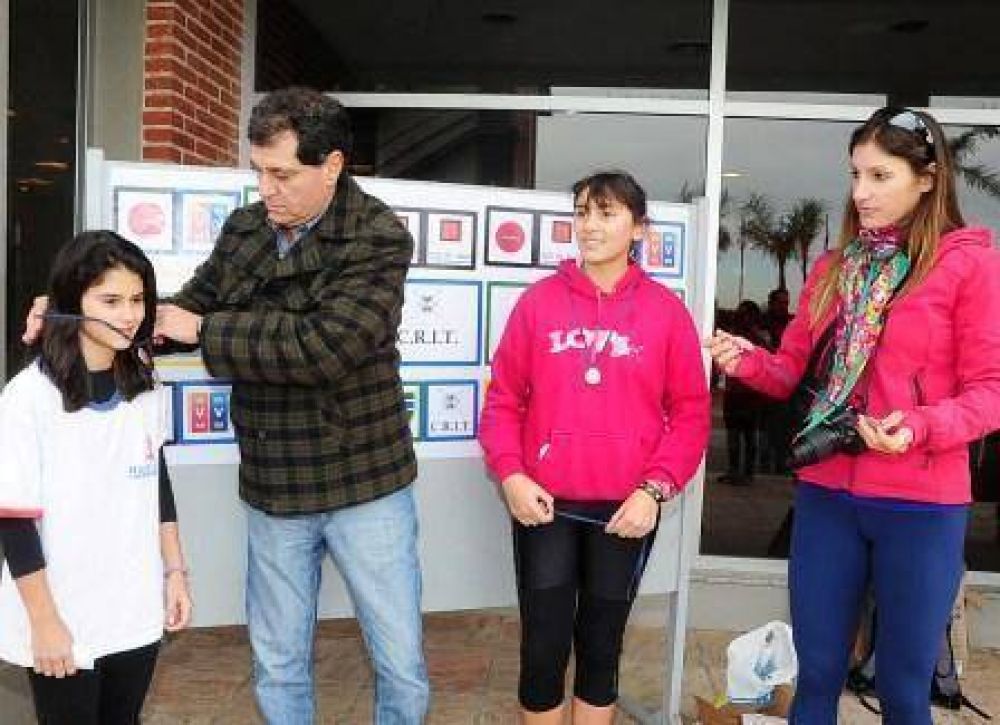 M�s de 400 remeros juveniles compitieron en Tigre 