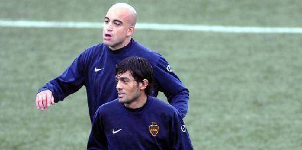 Santiago Silva y Walter Erviti no quieren jugar en Estudiantes