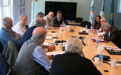 La Agencia de Desarrollo, con interesante agenda tem�tica, realiz� su Reuni�n Mensual 