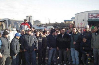 Camioneros continuar�n con la medida de fuerza en Ushuaia