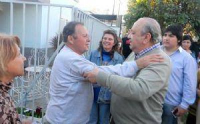 El Frente C�vico y Social recorre los distintos circuitos
