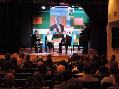 Alberto intensifica su campa�a en la Ciudad de Buenos Aires