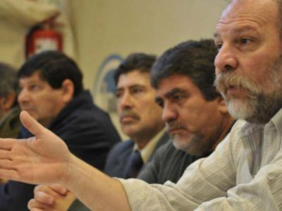 Una pyme de San Lorenzo podr�a comprar Petroqu�mica de Berm�dez