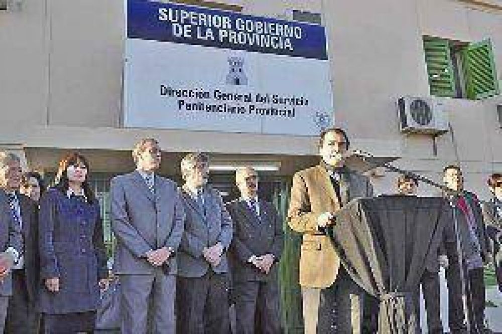 Niccolai destac� la importancia de los agentes penitenciarios como servidores p�blicos