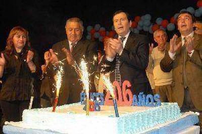 El gobernador encabez� el 206� aniversario de Los Quiroga e inaugur� obras p�blicas