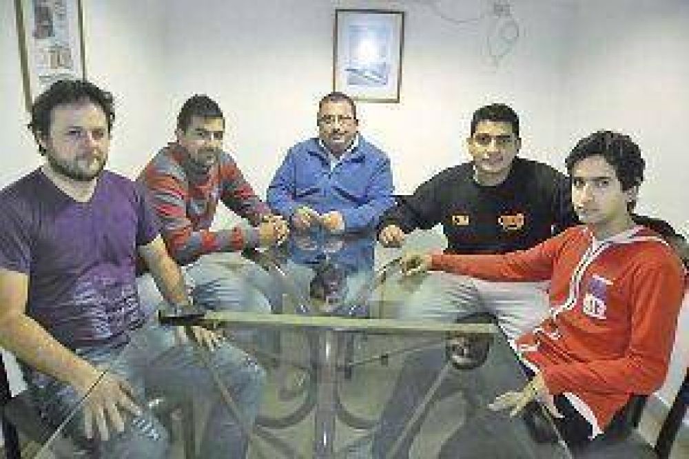 Empresario niega que en su local hayan ingresado menores