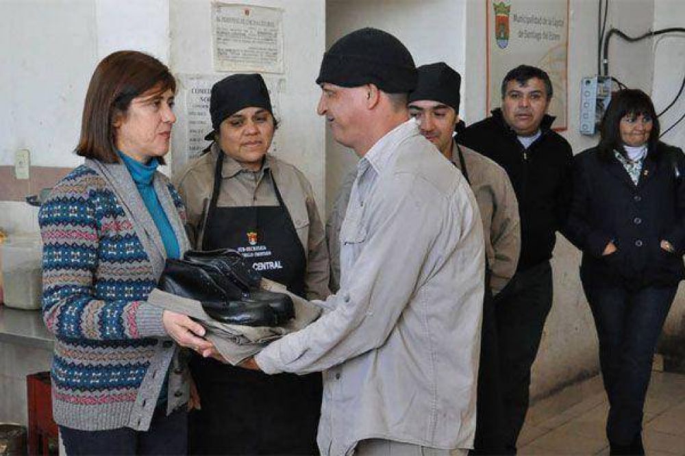 Personal municipal recibi� uniformes