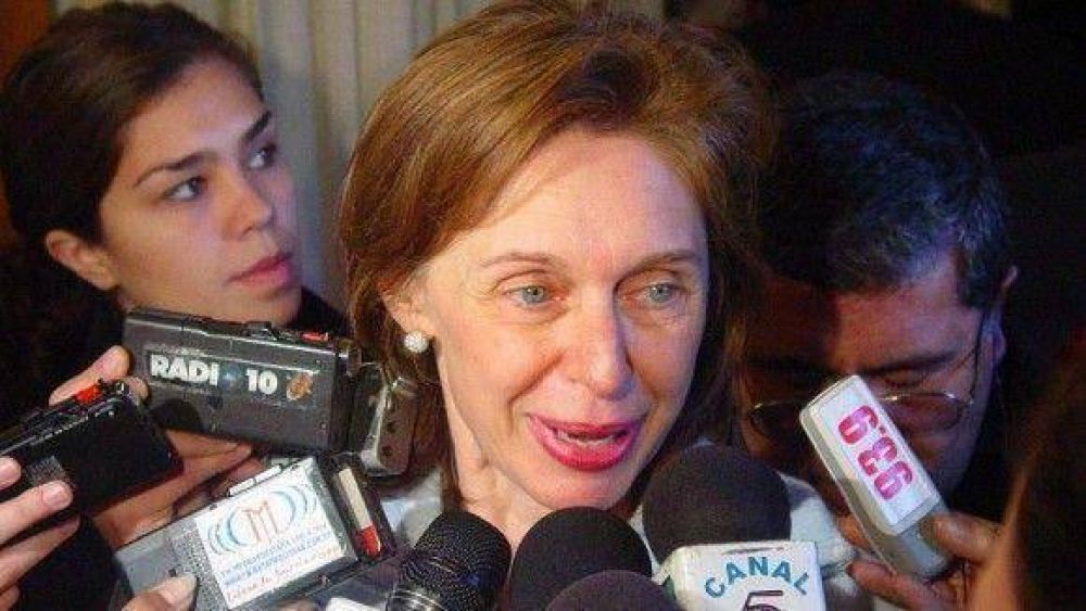 Beatriz Rojk�s: �No es casualidad ser blancos de ataques en tiempos electorales�