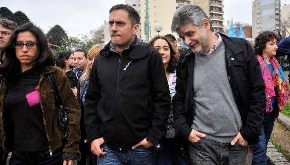Cabandi�: �La gesti�n de Macri demoli� el Cine del Plata�