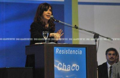 Cristina reclamó “compromiso” a los candidatos 