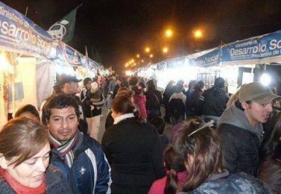M�s de 20 mil vecinos visitaron el paseo de compras en Glew