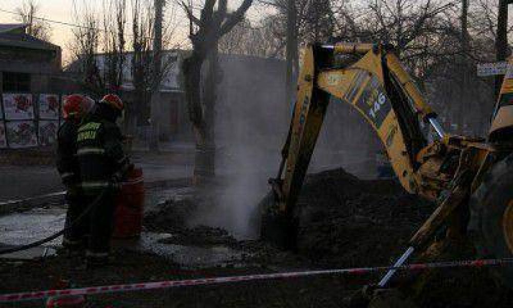 Se control� la fuga de gas en la esquina de Rodr�guez Pe�a e Independencia
