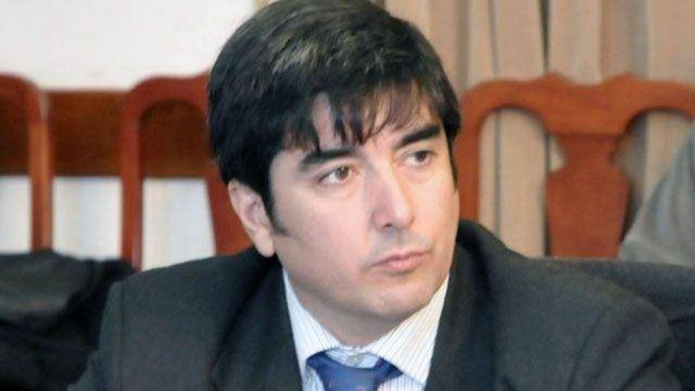 Fuertes piensa en 2015	 