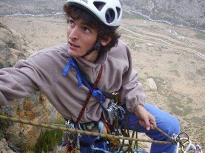 A�n no pueden bajar el cuerpo del andinista mendocino que muri� escalando un cerro de Per�