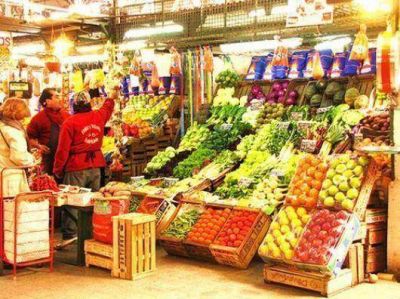 Marcada suba de frutas y verduras estacionales
