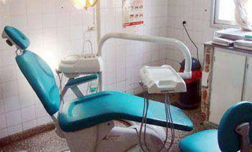 Instalaron un nuevo equipo odontol�gico en la sala de G�emes