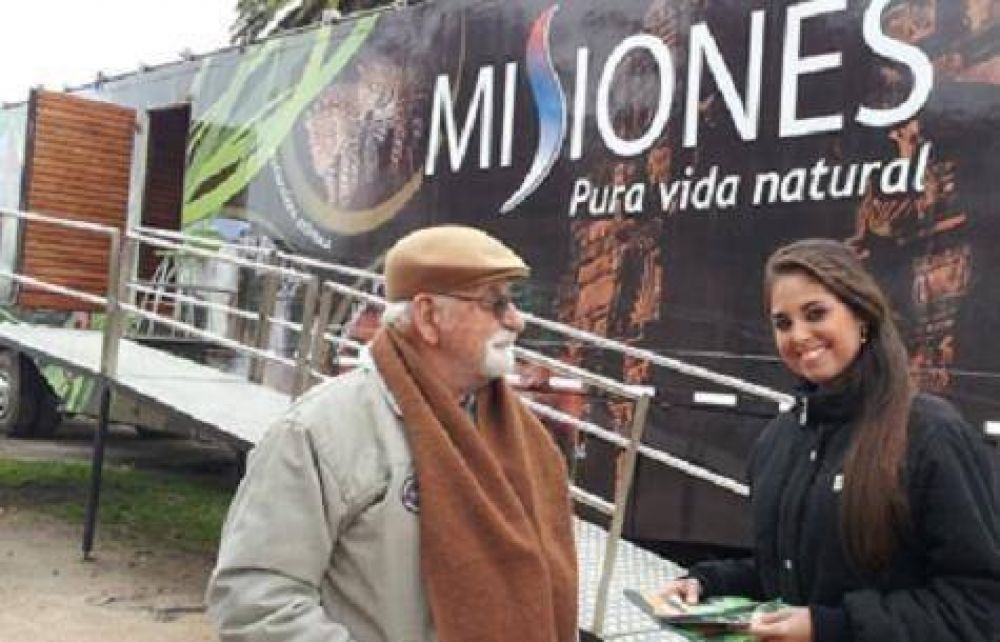 El Embajador Misionero promociona los destinos de la provincia en "La Expo" de Paraguay