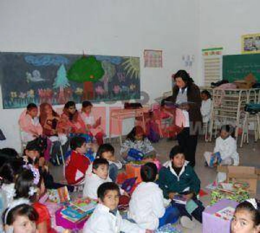 Son m�s de 26.800 los santiague�os inscriptos en la Marat�n de Lectura