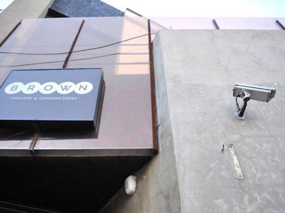 Bolicheros no quieren instalar m�s c�maras fuera de las discotecas