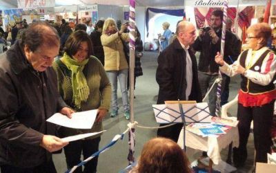 �Unidad Progresista� recorri� la Feria de las Colectividades