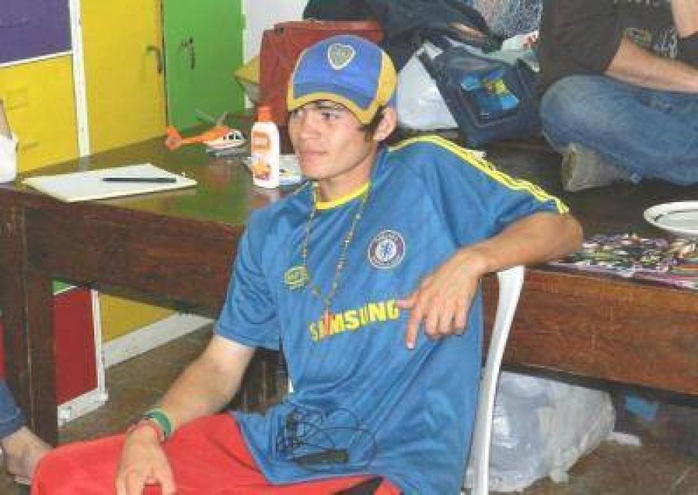 Buscan intensamente a Jonatan Puentes, un joven de Jun�n que desapareci� el mi�rcoles