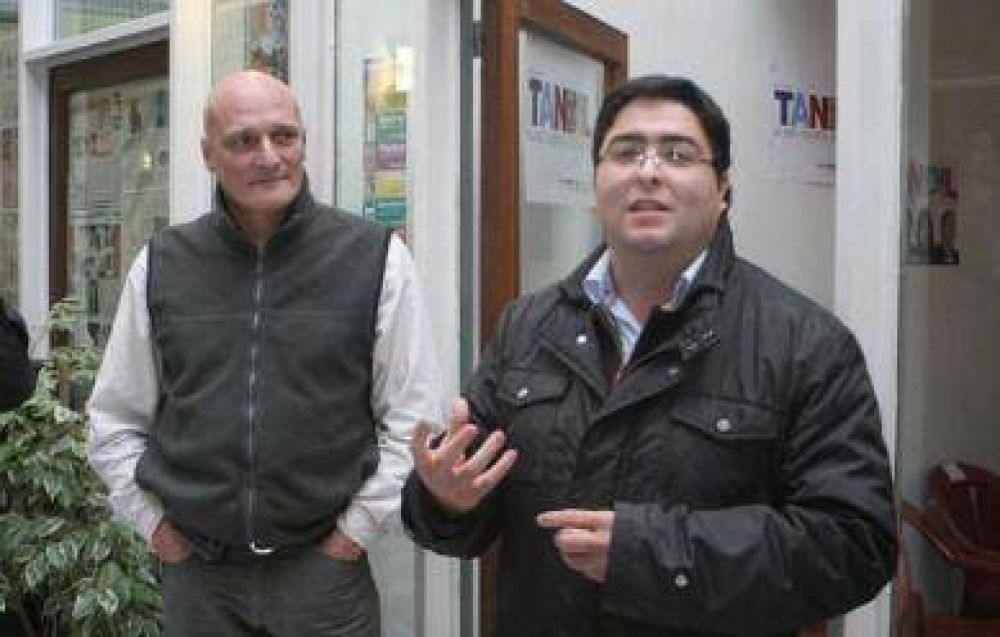 En medio de la campa�a, el Partido Humanista inaugur� un local propio