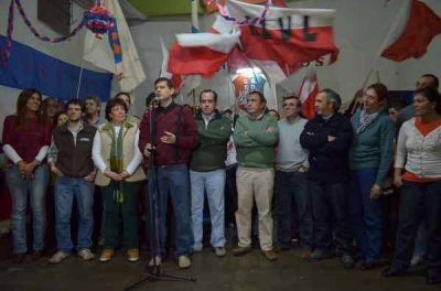 EL FPCYS PRESENTA A SUS PRECANDIDATOS EN CACHAR�