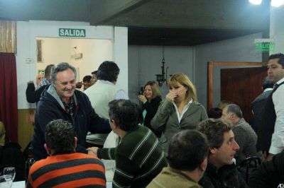 Joaqu�n y Pablo de la Torre encabezaron un agasajo para los comerciantes de San Miguel Oeste