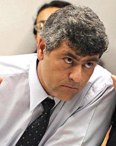 Radicales tambi�n ven muy pelado a Ricardo Buryaile