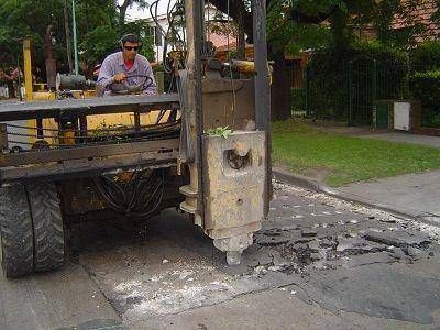 Almirante Brown: siguen los trabajos viales pese al receso invernal