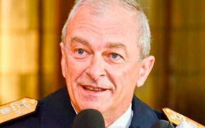 Evoluciona favorablemente Jefe de la Armada que sufri� un infarto
