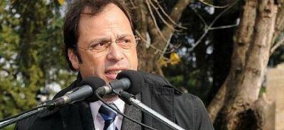 Piden que Giustozzi deje de negar el acuerdo con PRO