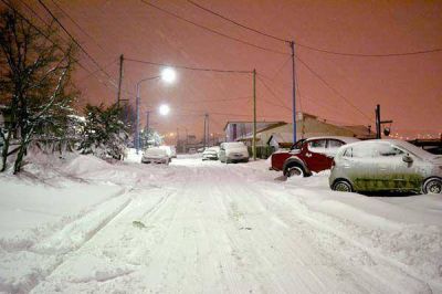 Informan que la nevada comenzar�a reci�n �a la tarde noche�