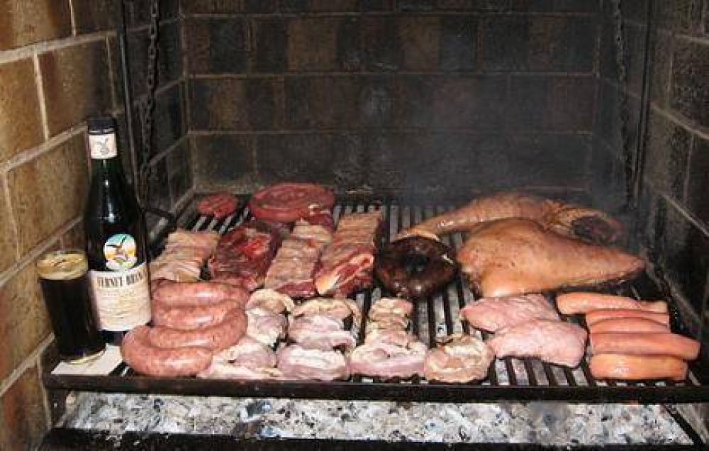 Un asado "casero" con amigos sale desde 90 pesos