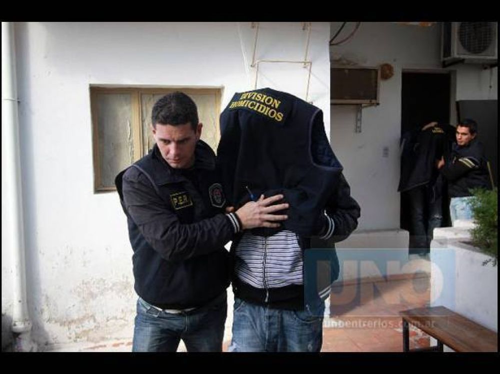 Detuvieron a tres personas por el crimen de una joven en Paran�