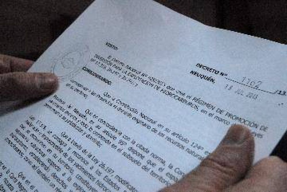 Sapag adhiri� al decreto de promoci�n petrolera