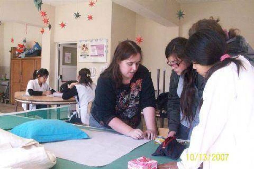 Amplia propuesta del Programa Emprender en diferentes barrios de la ciudad