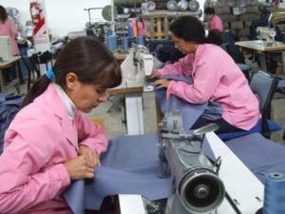 En diez a�os, se duplicaron las mujeres en la industria