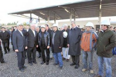 Urribarri inauguró una planta de biodiesel
