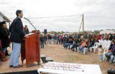 Urtubey: "Distribuimos los recursos en cada rinc�n de la Provincia de Salta"