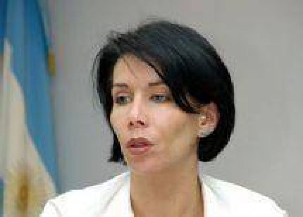 Dousset: �Zottos traiciona un proyecto pol�tico y hace justicia por mano propia, es una verg�enza�