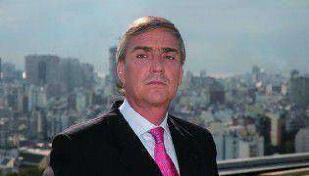 �lvaro Gonz�lez �Macri y Massa no se parecen en nada�