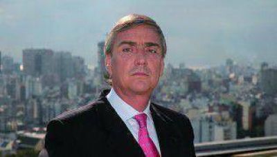 �lvaro Gonz�lez �Macri y Massa no se parecen en nada�
