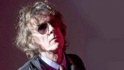 El Flaco Spinetta tendr� su escultura en la Ciudad